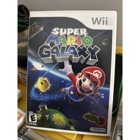 Super Mario Galaxy - COMPLETE- Nintendo Wii - FAST SHIPPING! - Picture 1 of 1